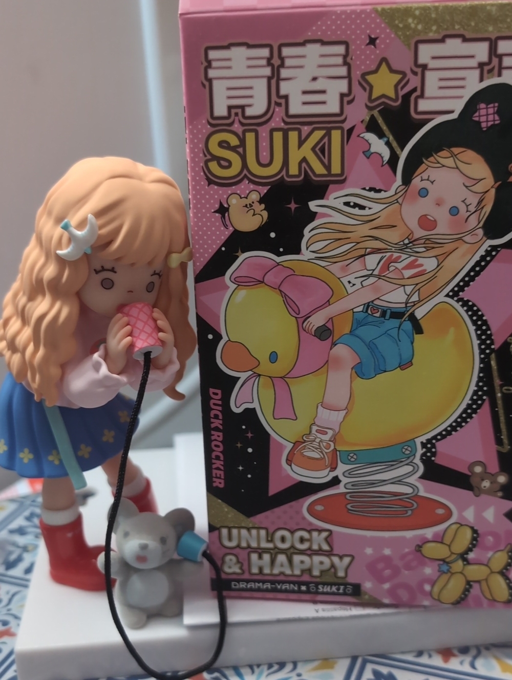 💝 Buy 2 Get 1 FREE🌟Drama Van Suki High Gloss Collectible Figure-'Tin Can Phone